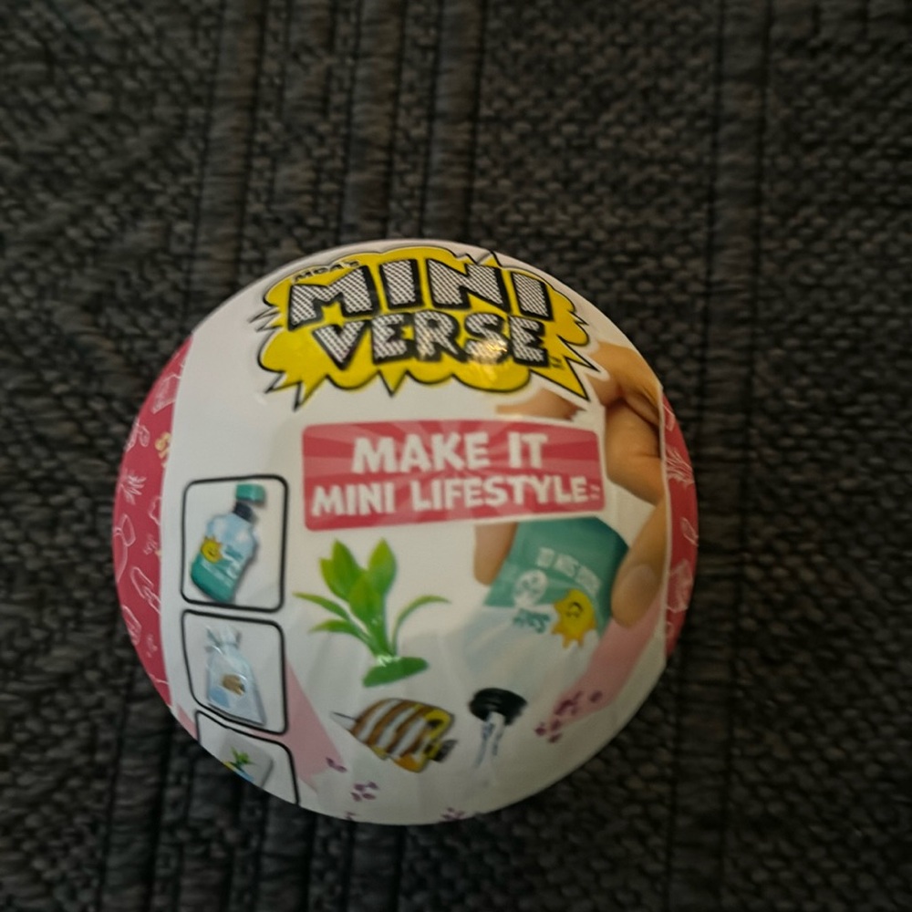 MGA MINIVERSE Make It Mini Lifestyle Series 1 Red Eared Slider-unopened